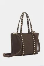 Petit sac à main et à bandoulière en cuir PU avec boucle et détails cloutés en daim marron