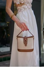 Sac à main et bandoulière à boucle au design moderne en toile beige