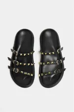 Chaussons tendance noirs avec détails cloutés dorés Chaussons tendance noirs avec détails cloutés dorés