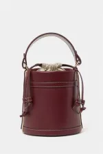 Sac seau à coutures contrastées bordeaux, porté main ou bandoulière