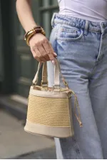 Sac seau à main et à bandoulière de style bohème en paille crème