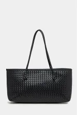 Sac à main et à bandoulière en cuir PU à motifs tricotés – Élégant format large noir Sac à main et à bandoulière en cuir PU à motifs tricotés – Élégant format large noir