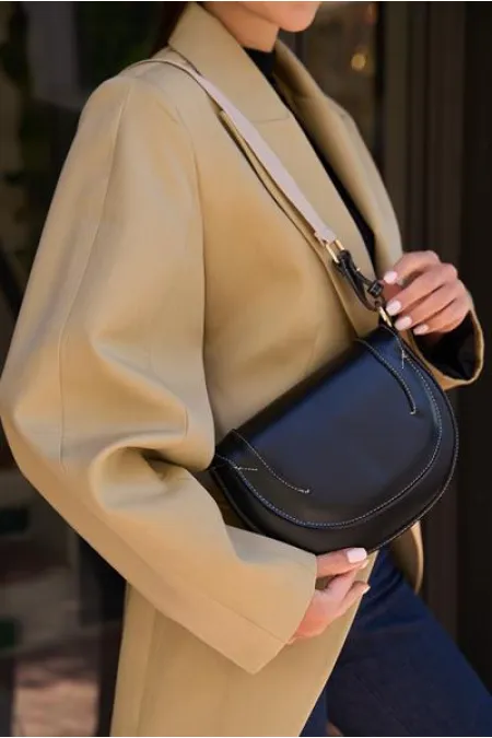 Sac à main et sac à bandoulière à coutures contrastées noir
