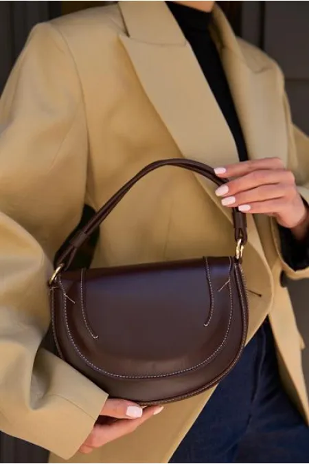 Sac à main et sac à bandoulière à coutures contrastées marron