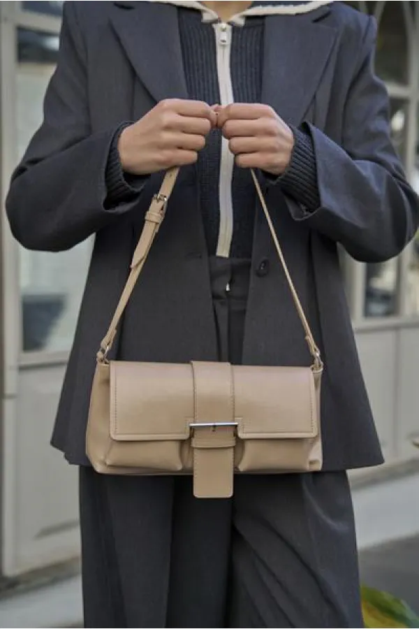 Sac à main et à bandoulière enduit Vison
