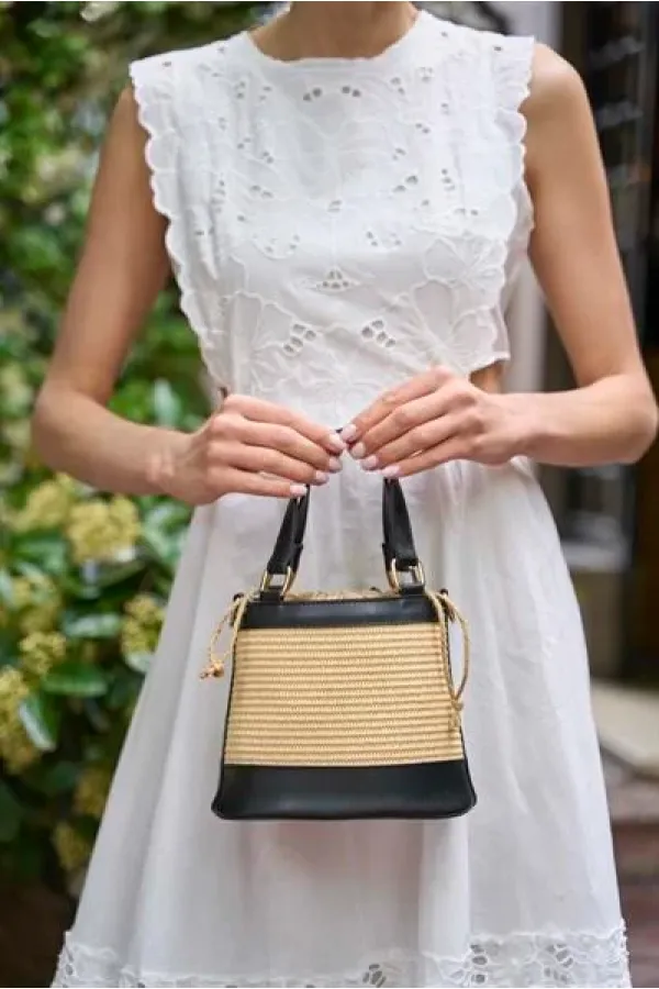 Sac seau à main et à bandoulière de style bohème en paille noire