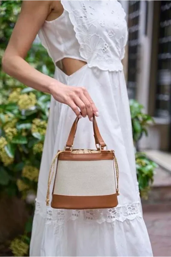 Sac seau à main et à bandoulière de style bohème en toile beige