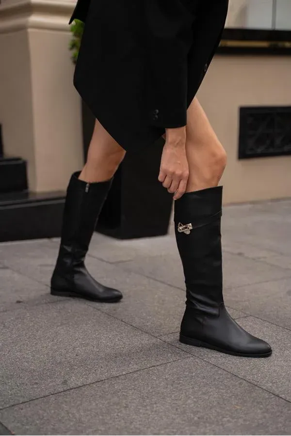 Bottes hautes en cuir noir à ceinture