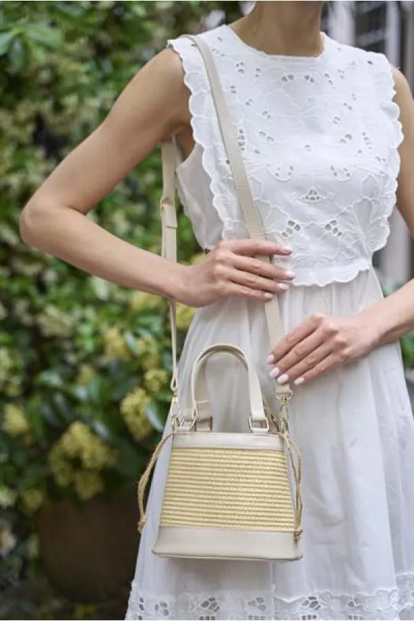 Sac seau à main et à bandoulière de style bohème en paille crème