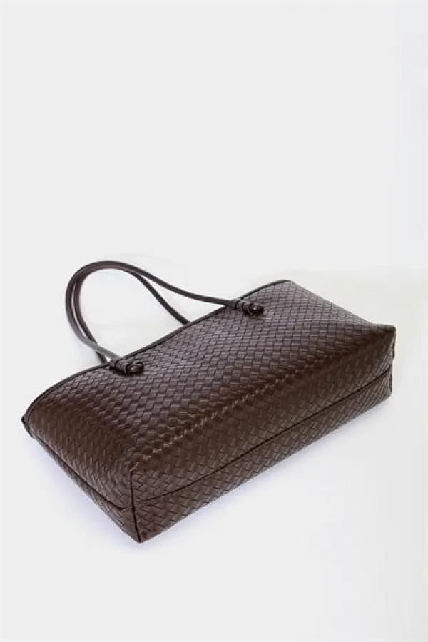 Sac à main et à bandoulière en cuir PU à motifs tricotés – Élégant format large marron Sac à main et à bandoulière en cuir PU à motifs tricotés – Élégant format large marron