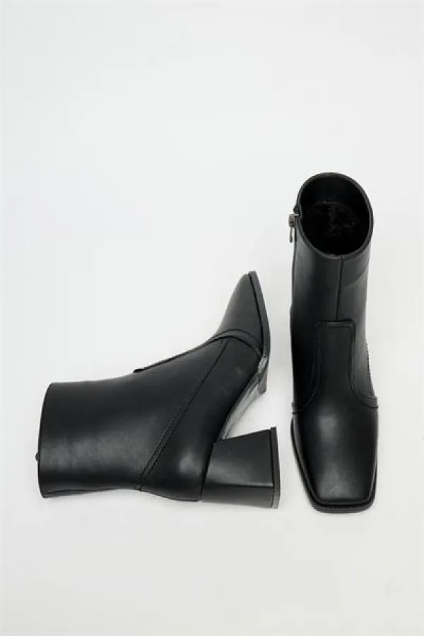 Bottes et bottines noires à talons et bout plat pour femme – Fermeture éclair, style décontracté et élégant