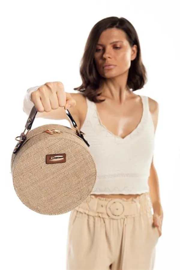 Sac à bandoulière rond en paille Sac à bandoulière rond en paille