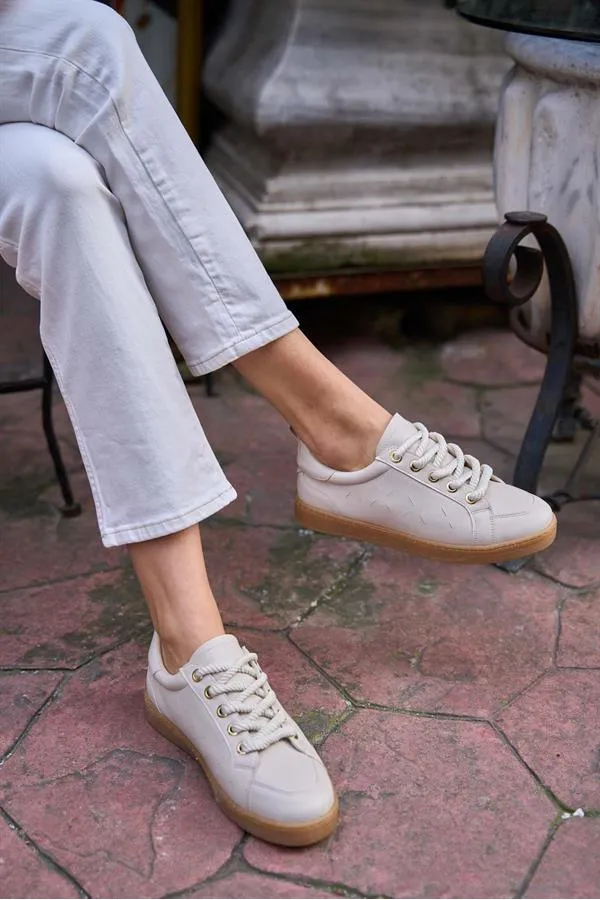 Baskets épaisses à lacets aspect cuir beige