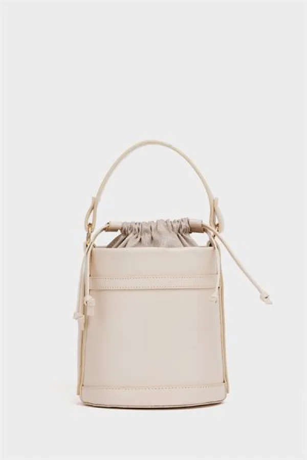 Contrast Stitched Bucket Hand and Shoulder Bag Beige Contrast Stitched Bucket Hand and Shoulder Bag Beige