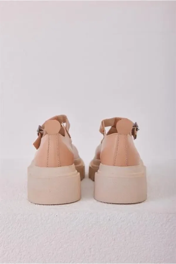 Chaussures décontractées à semelles épaisses avec ceinture en vison