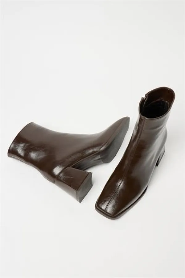 Bottes et bottines en cuir verni marron pour femmes, talons à bout arrondi, cuir PU contrasté, fermeture éclair élégante
