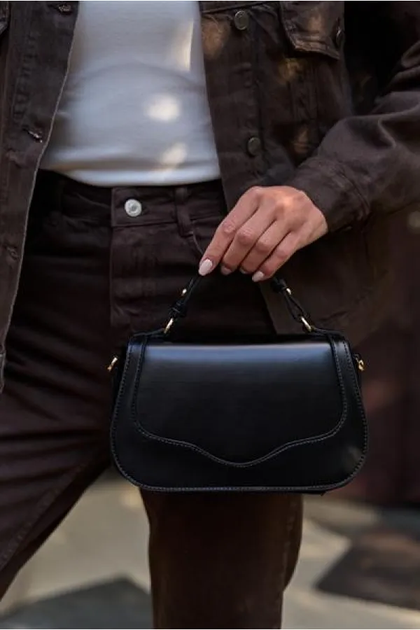 Flap Crossbody Hand and Shoulder Bag Black