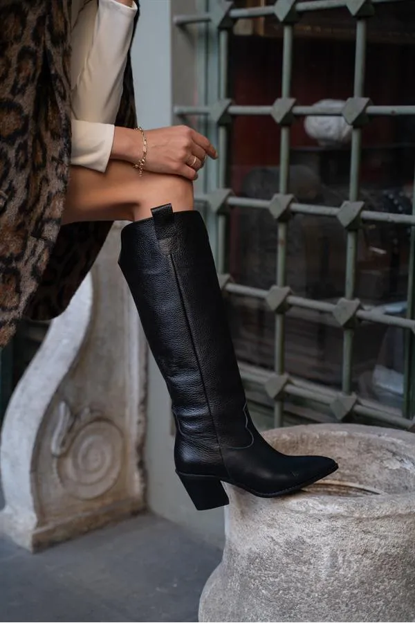 Bottes de cowboy à talons et brodées en cuir véritable noir