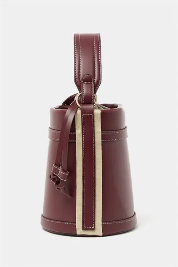 Sac seau à coutures contrastées bordeaux, porté main ou bandoulière