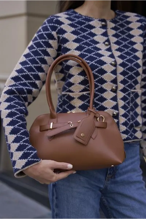 Sac rétro avec accessoires dorés, sac à main et sac à bandoulière, beige