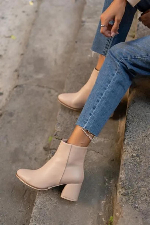 Bottes et bottines en vison Bottes et bottines en vison