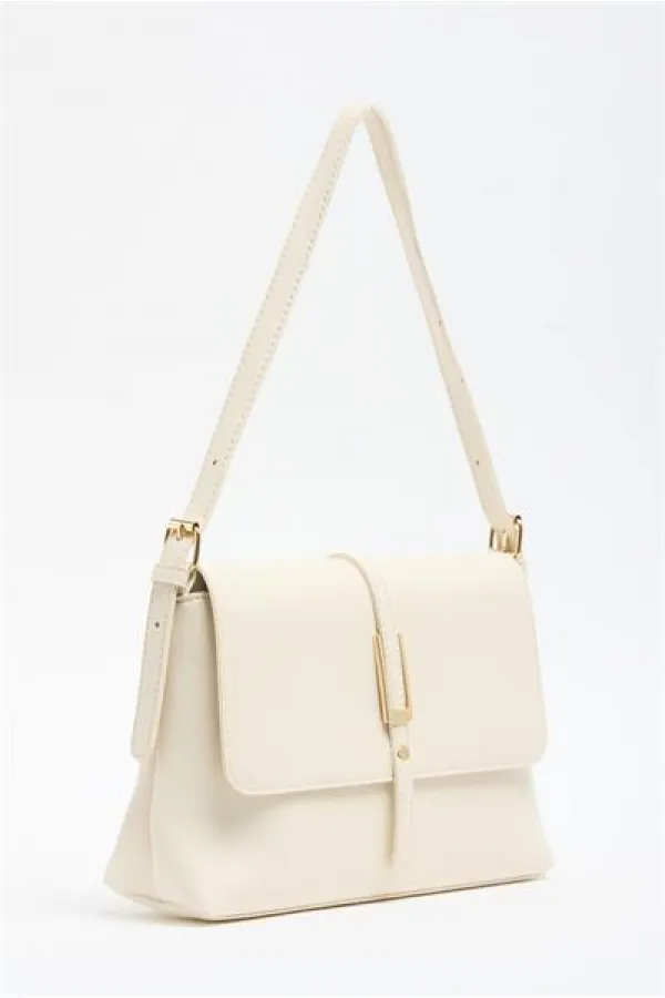 Sac à main et bandoulière crème avec boucle dorée détaillée Sac à main et bandoulière crème avec boucle dorée détaillée