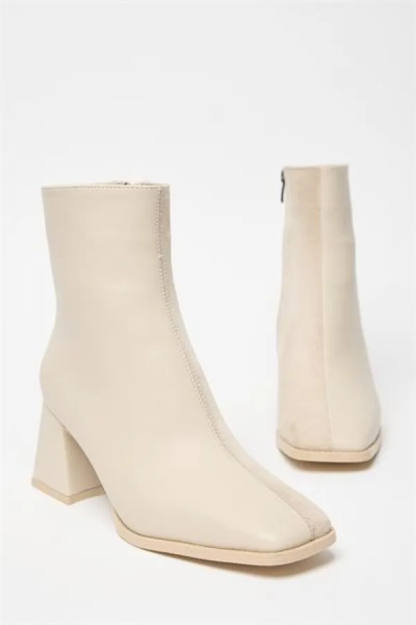 Bottes et bottines en daim beige pour femmes, bout rond, talon contrasté, cuir PU, fermeture éclair élégante Bottes et bottines en daim beige pour femmes, bout rond, talon contrasté, cuir PU, fermeture éclair élégante