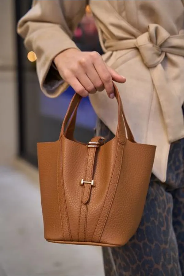 Sac panier avec cadenas, couleur fauve