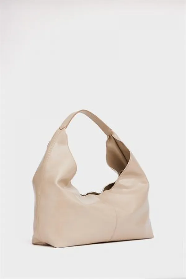 Sac à main et à bandoulière en cuir verni brillant Cuir verni vison