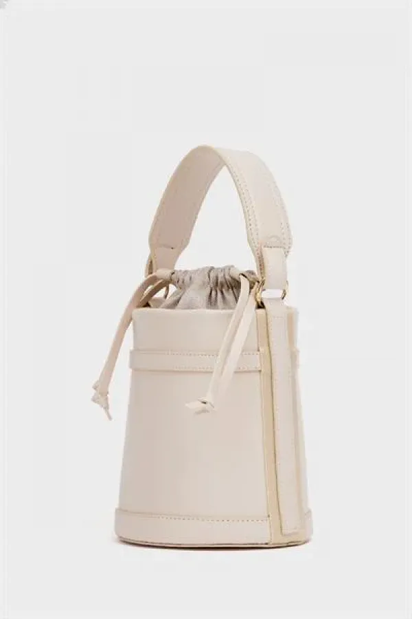 Contrast Stitched Bucket Hand and Shoulder Bag Beige Contrast Stitched Bucket Hand and Shoulder Bag Beige