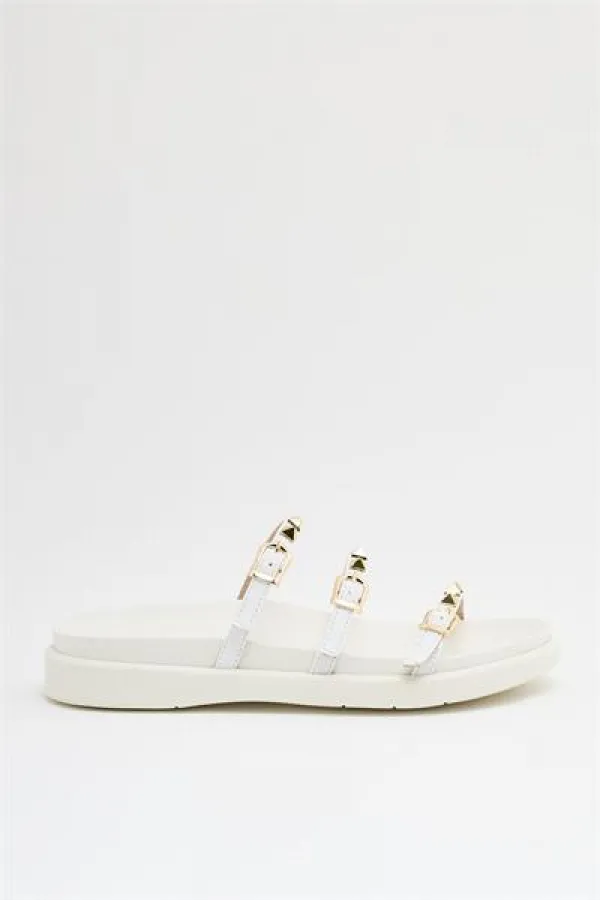Chaussons tendance blancs à clous dorés