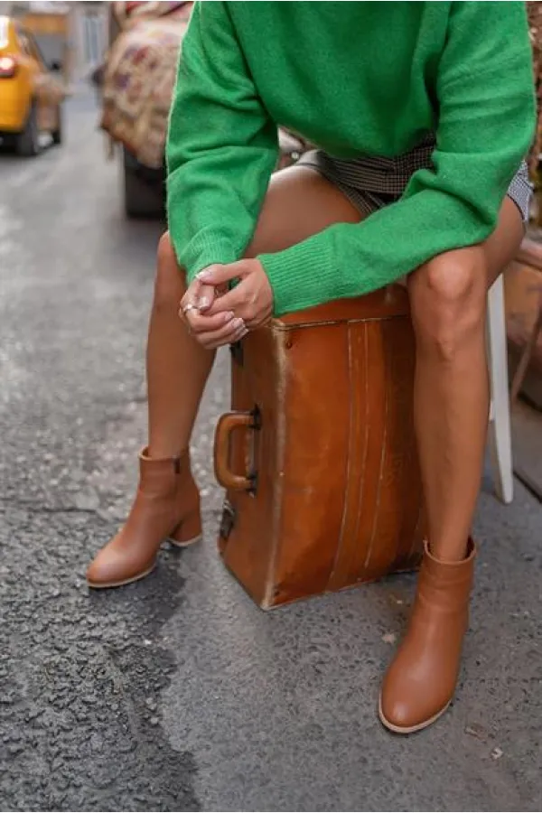 Bottes et bottines beiges Bottes et bottines beiges