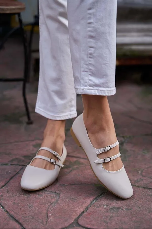 Ballerines à double ceinture beiges