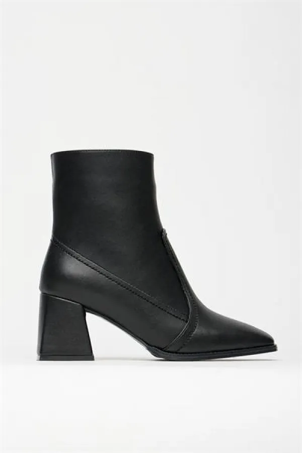 Bottes et bottines noires à talons et bout plat pour femme – Fermeture éclair, style décontracté et élégant