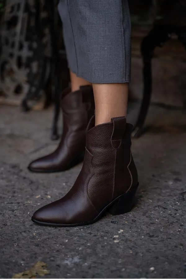Bottes de cowboy en cuir véritable brodées et à talons marron