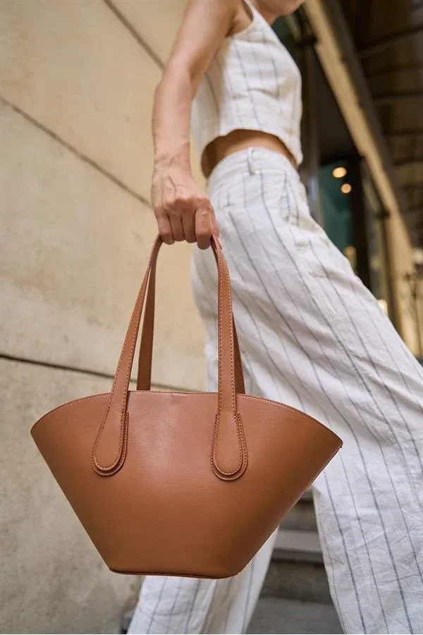 Sac cabas aspect cuir beige