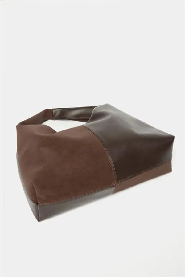 Sac cabas à bandoulière contrasté en daim marron et cuir synthétique pour femme - Modèle vintage souple