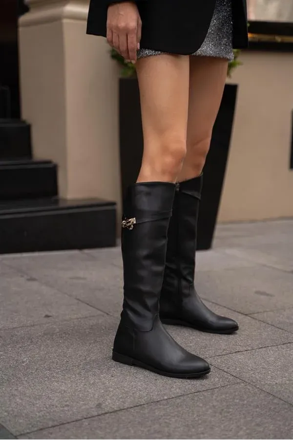 Bottes hautes en cuir noir à ceinture