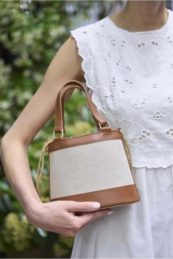 Sac seau à main et à bandoulière de style bohème en toile beige
