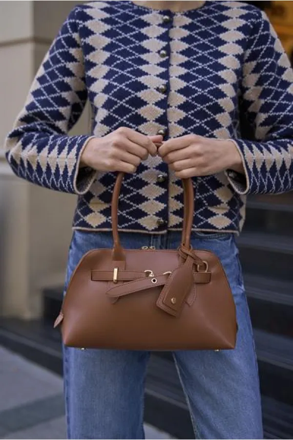 Sac rétro avec accessoires dorés, sac à main et sac à bandoulière, beige