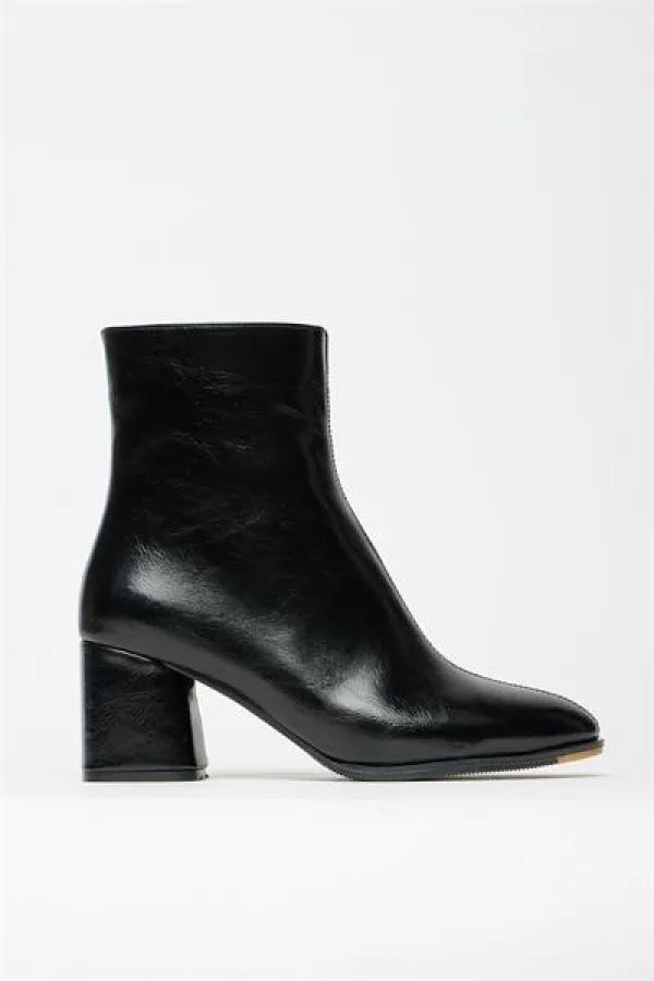 Bottes et bottines à talons hauts en cuir verni noir pour femme – Modèle élégant à porter au quotidien avec fermeture éclair