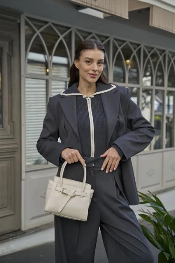 Mini sac à main et à bandoulière avec ceinture détaillée beige