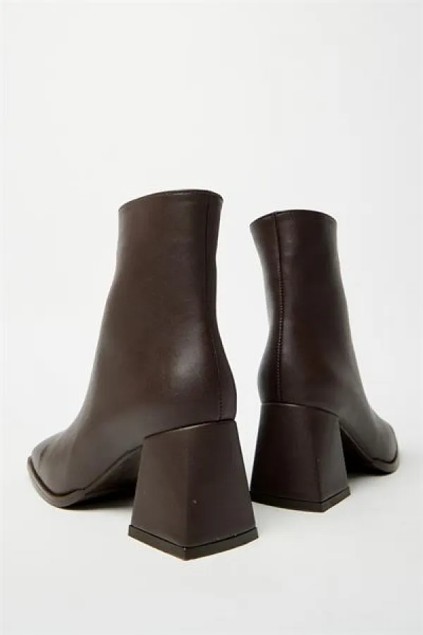 Bottes et bottines marron à bout émoussé et talon contrasté en cuir PU avec fermeture éclair élégantes