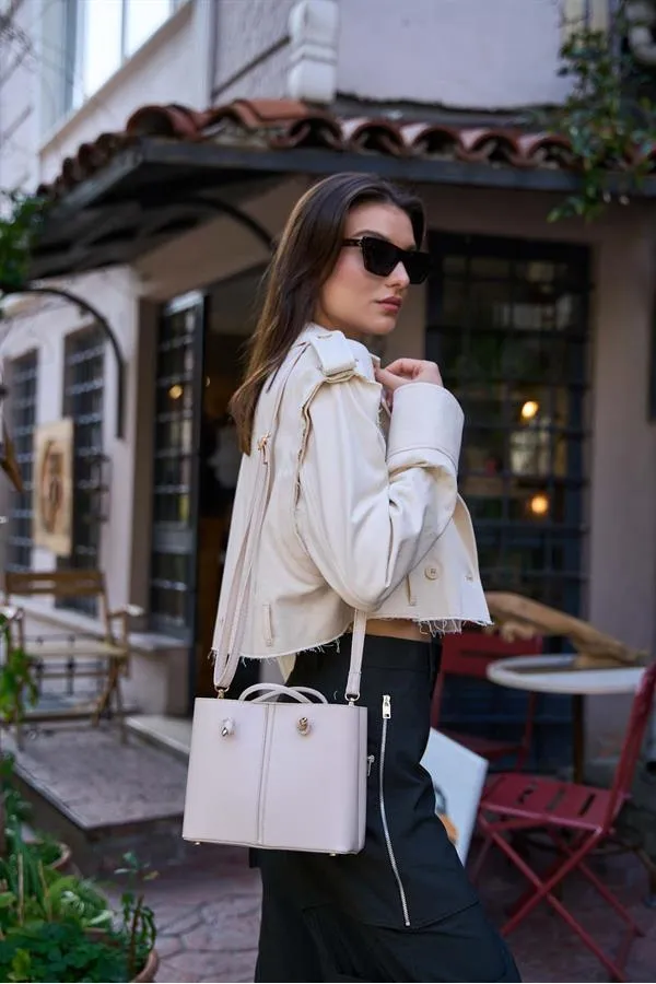 Sac à main et sac à bandoulière crème avec détails en dentelle Sac à main et sac à bandoulière crème avec détails en dentelle