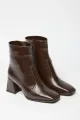 cuir verni marron