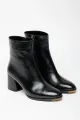 cuir verni noir