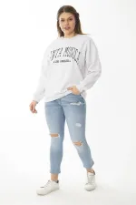 Women's Plus Size Gray Embroidered Print Detailed Swatshirt 65N37010