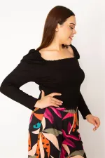 Kadın Siyah Beden Kısmı Gipe Lastikli Karmen Yaka Uzun Kollu Crop Bluz 65N33425