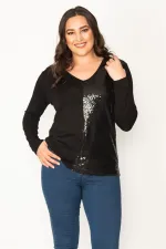 Kadın Siyah Yarısı Pul Payet Detaylı V Yaka Bluz 65N30422