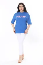 Kadın Büyük Beden Saks Pamuk Kumaş Ön Baskılı Kısa Kollu Bluz 65N38008